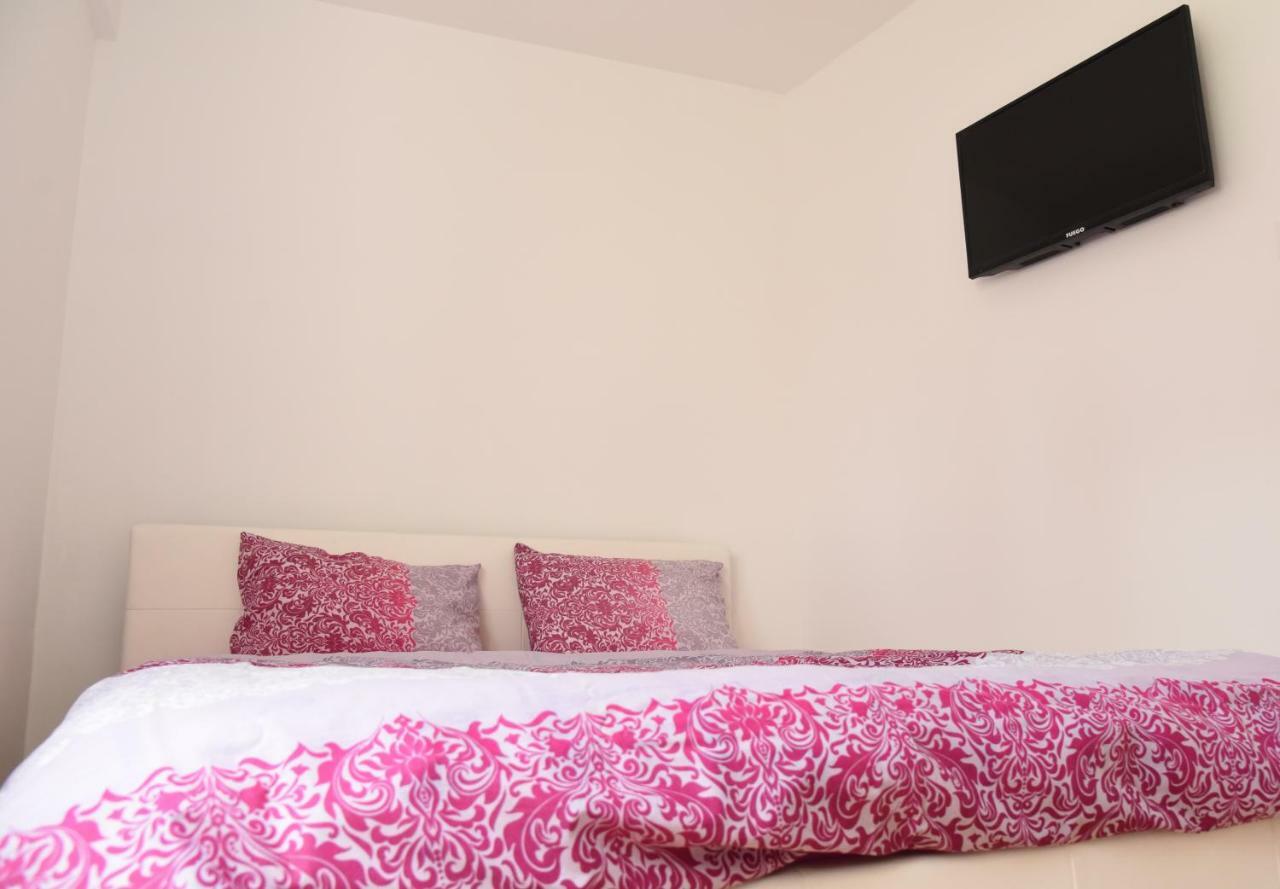Kiara Apartments สโกเปีย ภายนอก รูปภาพ